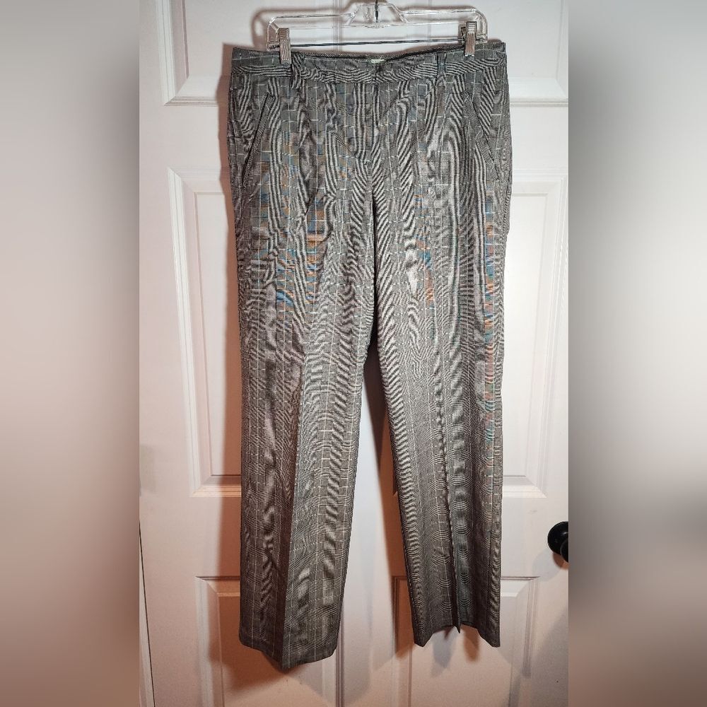Izod XFG Stretch Gray And Light Blue Plaid Straight Leg Pants Size 12